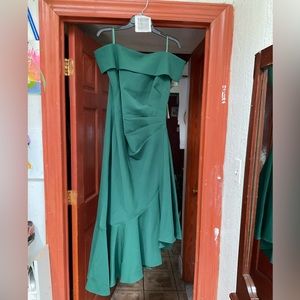 Brand new, it is not my size